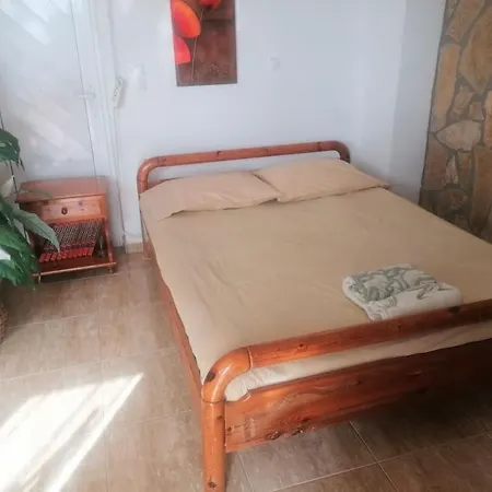 35sm In Rachais Kiparissia Sea View * Kyparissia