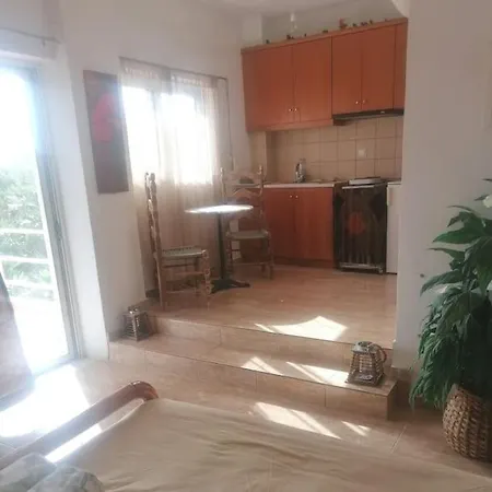 Διαμέρισμα 35sm In Rachais Kiparissia Sea View